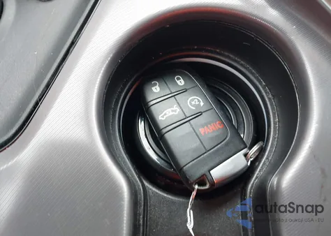 2022 Dodge Challenger Sxt z USA, uszkodzony, nr VIN 2C3CDZAG8NH205736